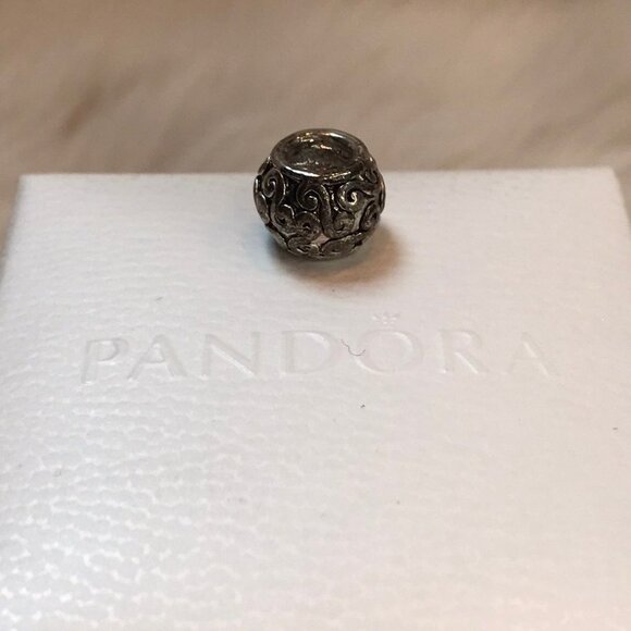 Pandora Scroll Vines Swirl Charm 925 - Picture 1 of 8
